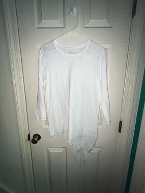 C.H. Bass & Co. Women's Long Sleeve Asymmetrical Tie-Front Tunic Top White